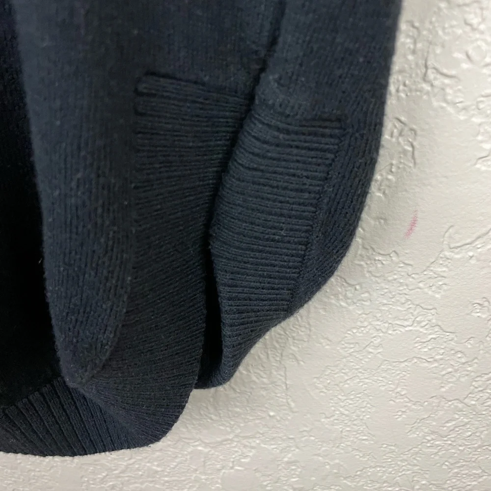 The Limited black sweater 3/4 sleeves - Picture 5 of 6